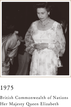 1975 British Commonwealth of Nations Her Majesty Queen Elizabeth